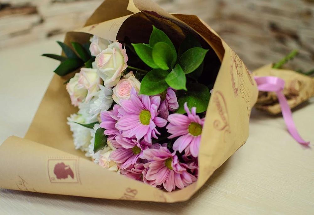 Букет цветов из: Розы и Хризантемы в Лодейном Поле