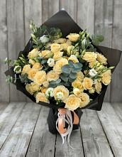 Букет цветов из:  Розы и Лизиантусы #REPLACE_PRED# Лодейном Поле