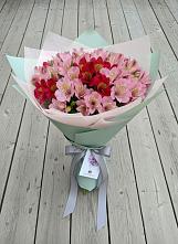 Букет цветов из:  Альстромерии в Лодейном Поле