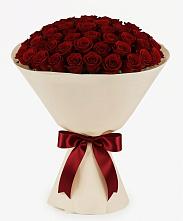 Букет 101 Бордовая роза Блэк Бакарра в Лодейном Поле