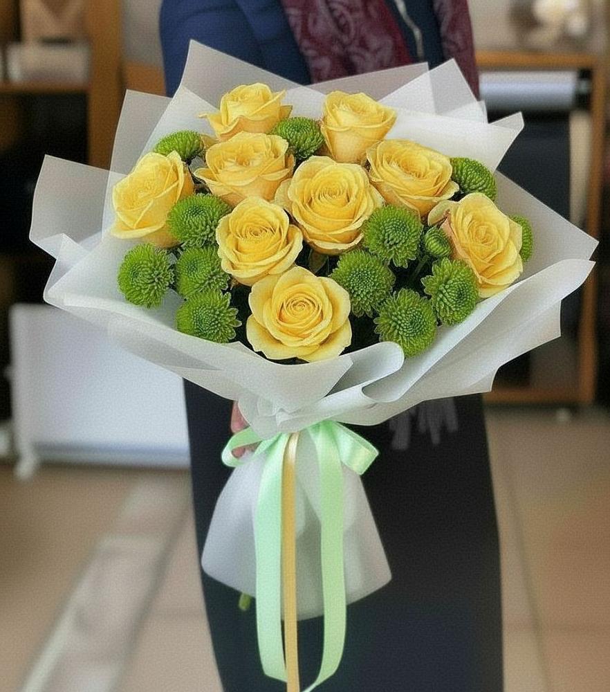 Букет цветов из: Хризантемы и Розы в Лодейном Поле