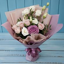 Букет цветов из:  Розы и Лизиантусы в Лодейном Поле