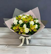 Букет цветов из:  Орхидеи и Розы в Лодейном Поле