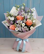 Букет цветов из:  Лизиантусы, Розы, Альстромерии и Гипсофила #REPLACE_PRED# Лодейном Поле