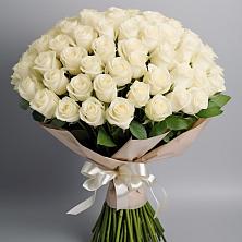 Букет 101 беля роза Белоснежка в Лодейном Поле