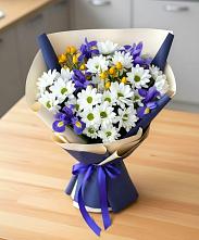 Букет цветов из:  Розы, Ирисы и Хризантемы #REPLACE_PRED# Лодейном Поле