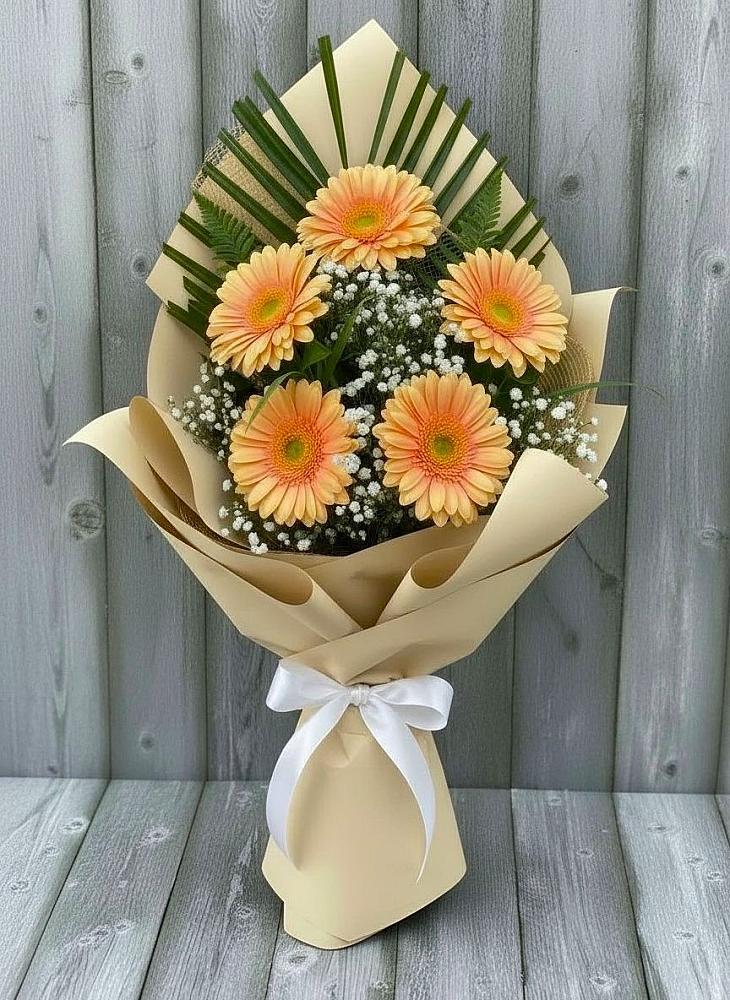 Букет цветов из: Герберы в Лодейном Поле