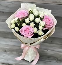 Букет цветов из:  Розы в Лодейном Поле