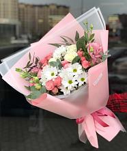 Букет цветов из:  Розы, Лизиантусы и Хризантемы в Лодейном Поле