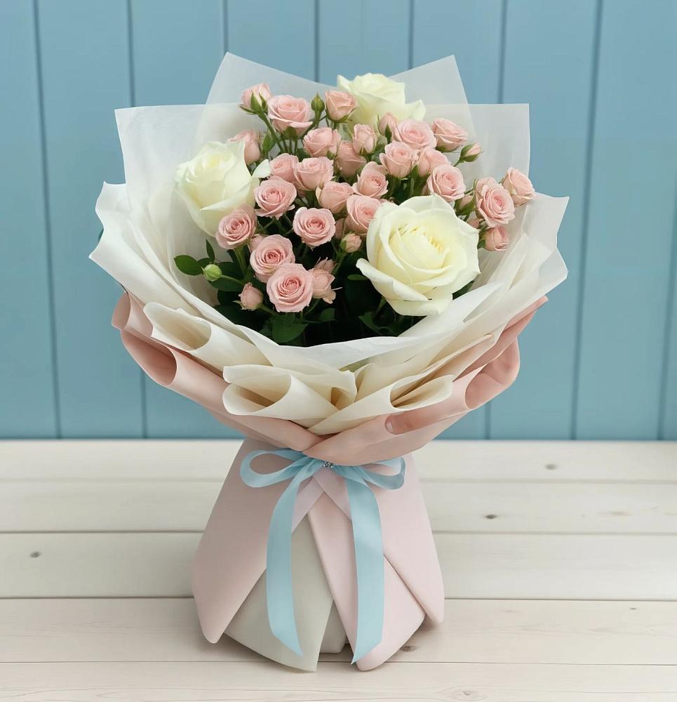 Букет цветов из: Розы в Лодейном Поле