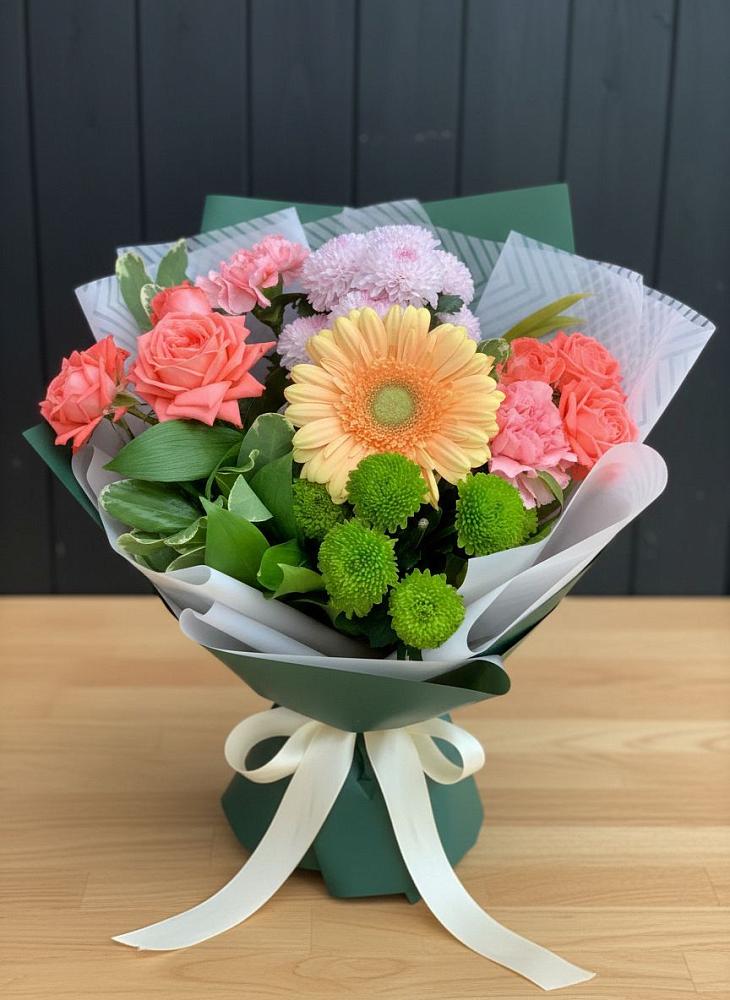 Букет цветов из: Гвоздики, Розы, Герберы и Хризантемы в Лодейном Поле